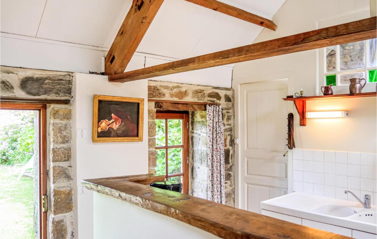 Stunning Home In Quettehou With Wifi Екстер'єр фото